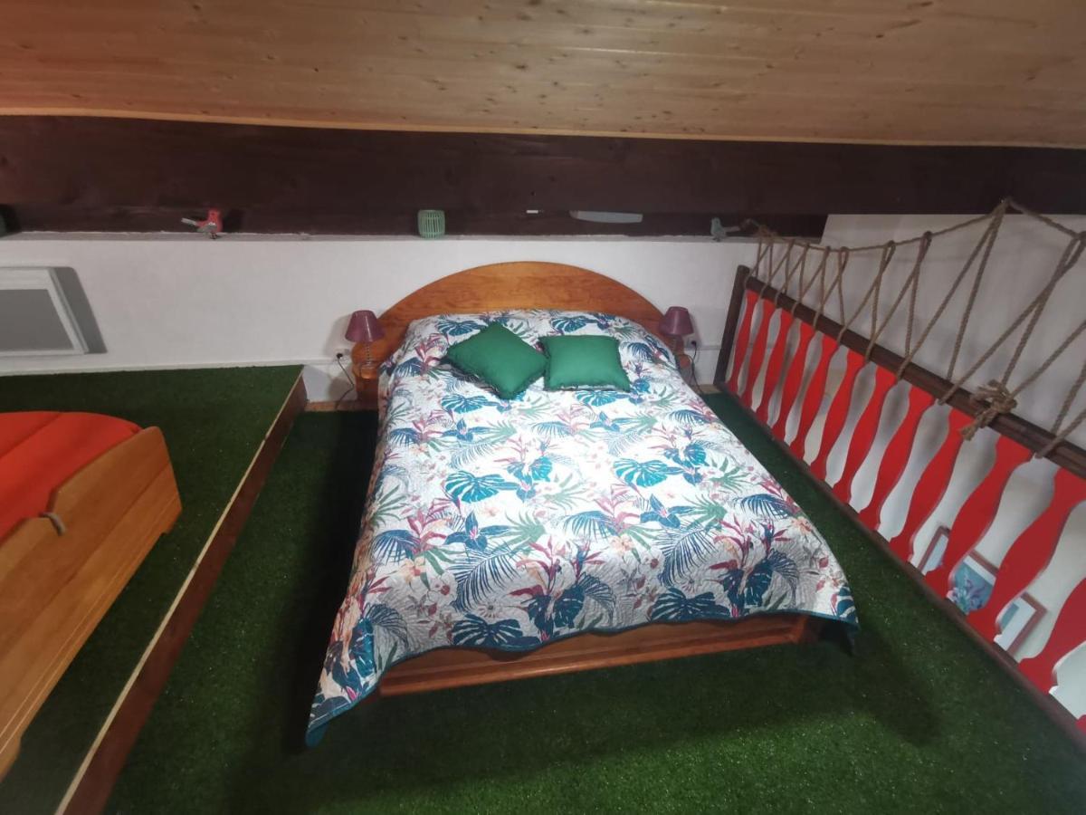 Tikazela - Domaine Ombre Et Lumiere Bed & Breakfast Saint-Jean-de-Muzols Luaran gambar